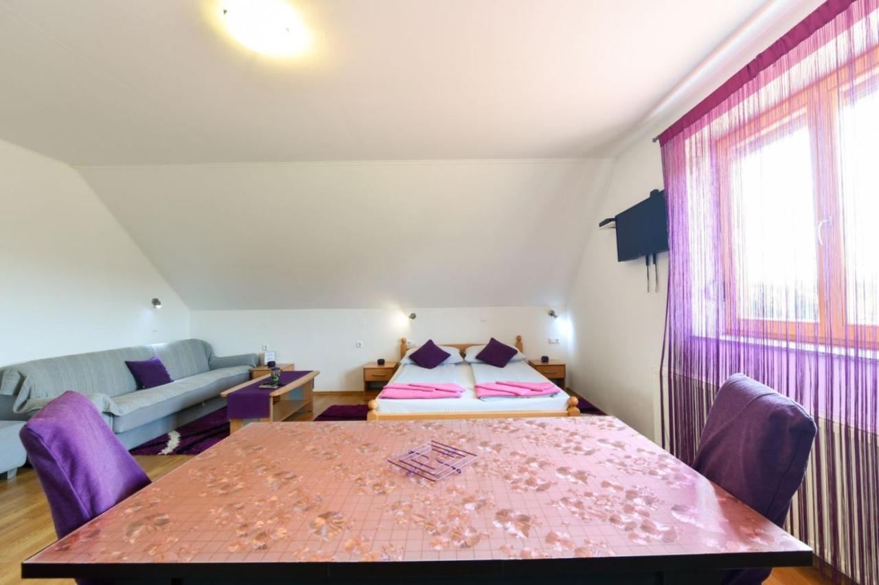 House Matijevic Simic Hotel Grabovac  Eksteriør billede